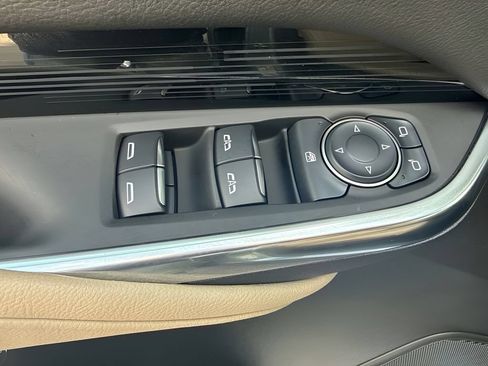 Used 2024 Cadillac XT4 Luxury FWD image 26