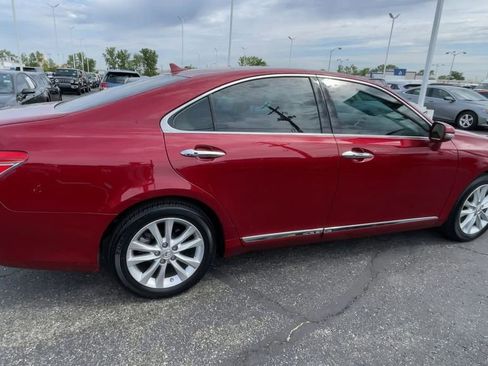 Used 2011 Lexus ES 350 FWD image 2