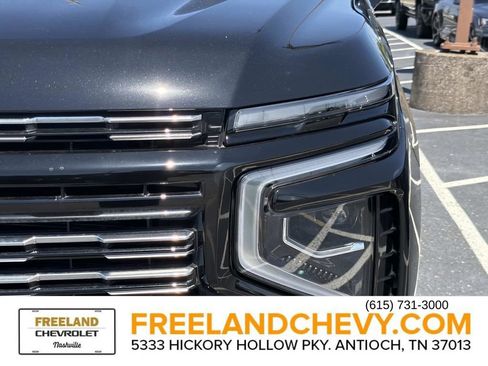 Used 2026 Chevrolet Suburban High Country AWD/4WD image 7