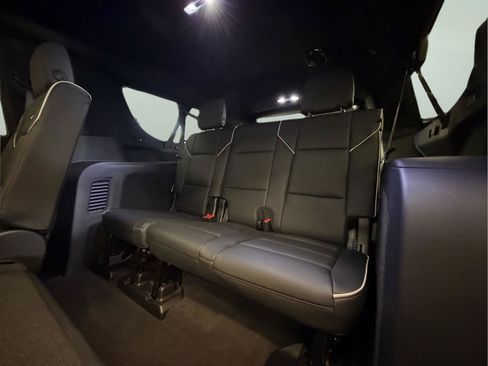 Used 2026 Cadillac Escalade ESV Sport AWD/4WD image 33