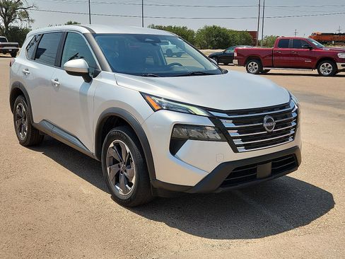 Used 2024 Nissan Rogue SV FWD image 6