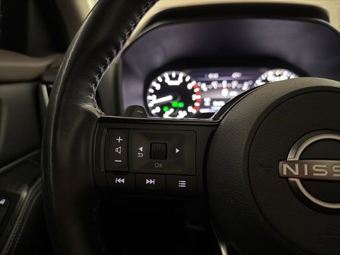 Used 2022 Nissan Rogue SL w/ SL Premium Package image 25