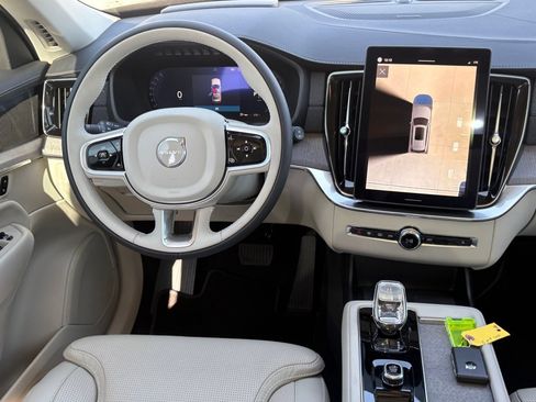 New 2026 Volvo XC90 B6 Ultra w/ Protection Package Premier image 10