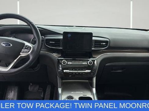 Certified 2022 Ford Explorer Limited AWD/4WD image 16