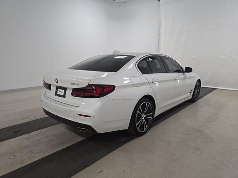 Used 2023 BMW 530i w/ Premium Package RWD image 2