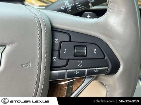 Used 2023 Cadillac Escalade ESV Sport Platinum AWD/4WD image 31