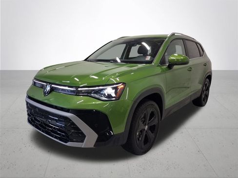 New 2026 Volkswagen Taos SEL AWD/4WD image 2