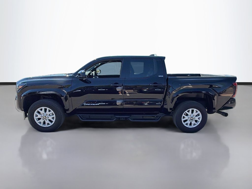 Used 2025 Toyota Tacoma SR5 RWD image 9