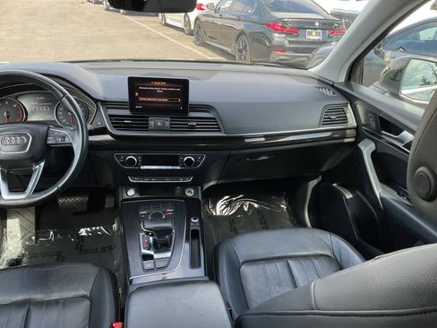Used 2020 Audi Q5 2.0T Premium w/ Convenience Package AWD/4WD image 16