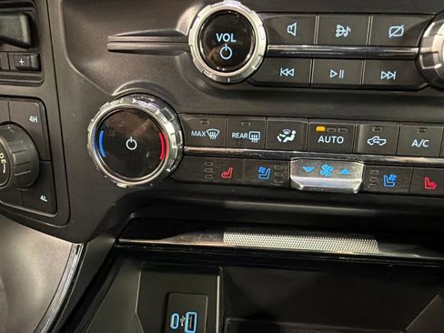Used 2022 Ford F150 Lariat w/ Equipment Group 501A Mid AWD/4WD image 15