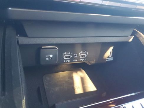 Used 2024 Jeep Grand Wagoneer Series III w/ HD Trailer Tow Package image 27