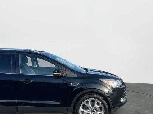 Used 2016 Ford Escape Titanium image 4