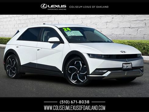 Used 2024 Hyundai Ioniq 5 SEL image 1