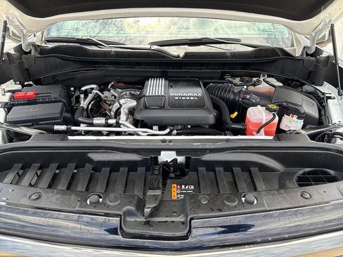 Used 2025 Chevrolet Silverado 1500 ZR2 w/ Technology Package AWD/4WD image 24