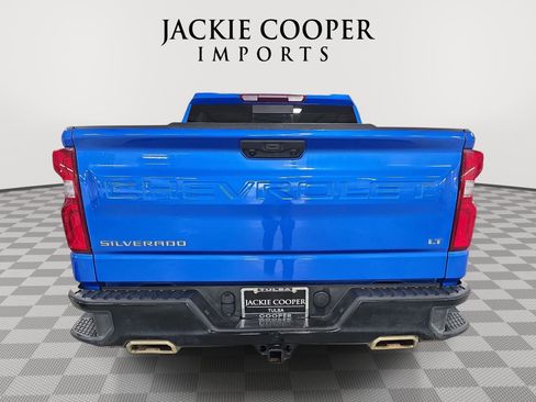 Used 2025 Chevrolet Silverado 1500 LT Trail Boss w/ Convenience Package II AWD/4WD image 6