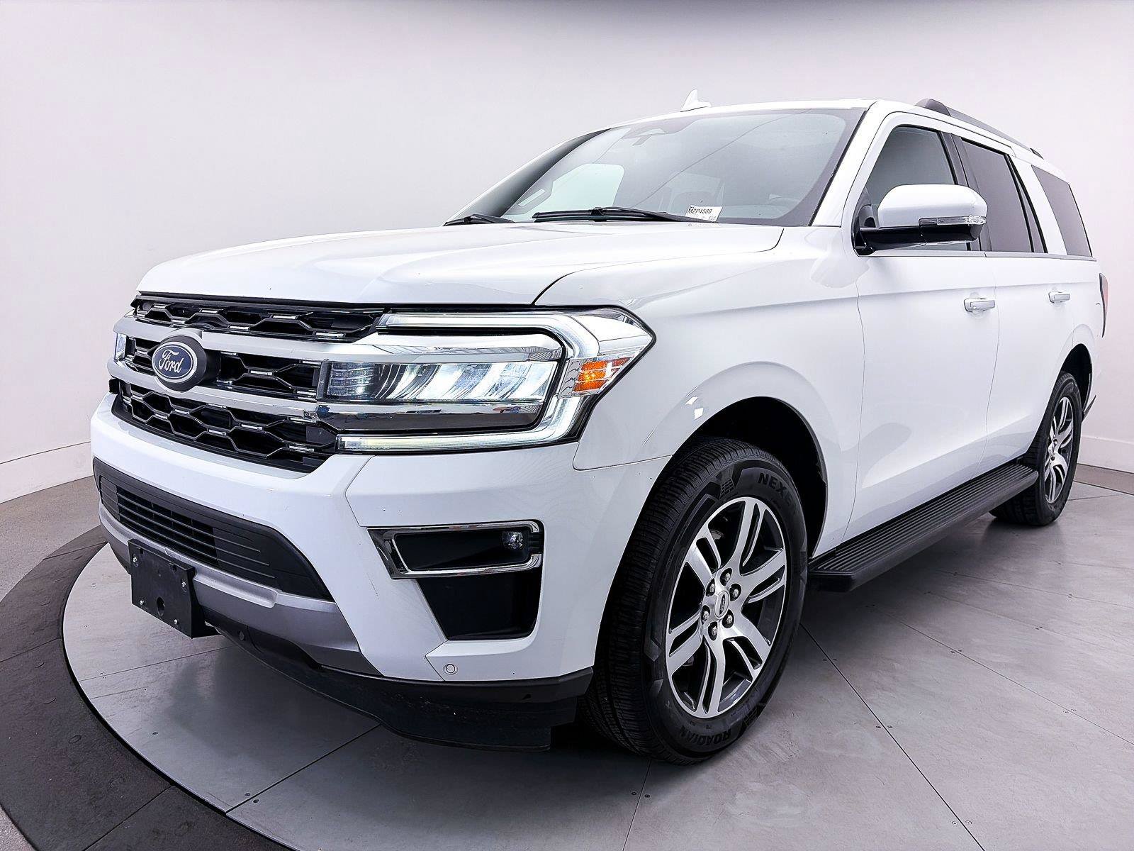 Used 2024 Ford Expedition Limited AWD/4WD image 14