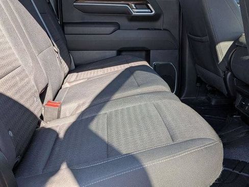 Used 2022 Chevrolet Silverado 1500 RST AWD/4WD image 28