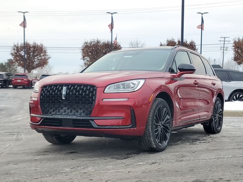 New 2026 Lincoln Corsair Grand Touring image 2