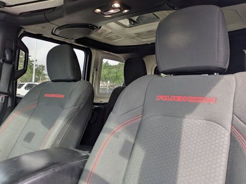Used 2019 Jeep Wrangler Unlimited Rubicon image 12