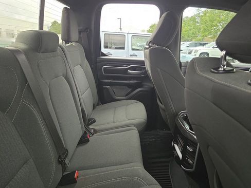 Used 2022 RAM 1500 Big Horn AWD/4WD image 6