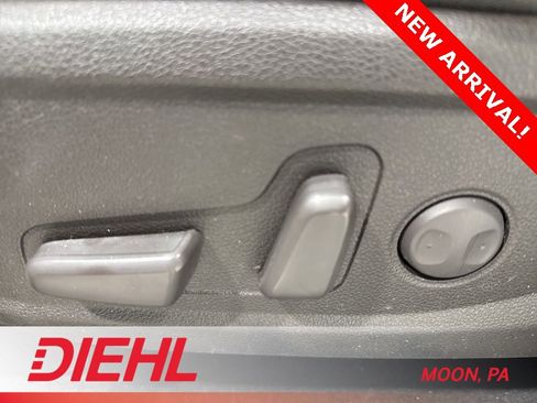 Used 2020 Hyundai Santa Fe SEL w/ Convenience Package image 20