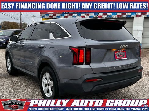 Used 2022 Kia Sorento LX FWD image 6