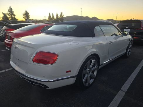 Used 2016 Bentley Continental GT image 8