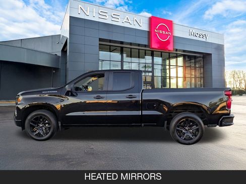 Used 2024 Chevrolet Silverado 1500 Custom image 5