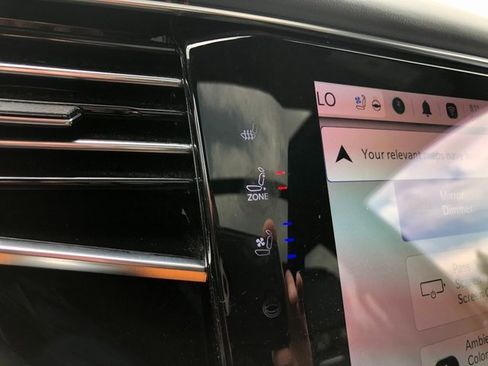 Used 2022 Jeep Grand Wagoneer Series II w/ Convenience Group III image 11