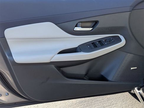 New 2026 Nissan Sentra SL w/ Floor Mat Package image 9