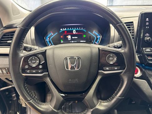 Used 2023 Honda Odyssey Touring image 14