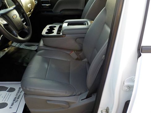 Used 2018 Chevrolet Silverado 2500 W/T w/ WT Convenience Package RWD image 14