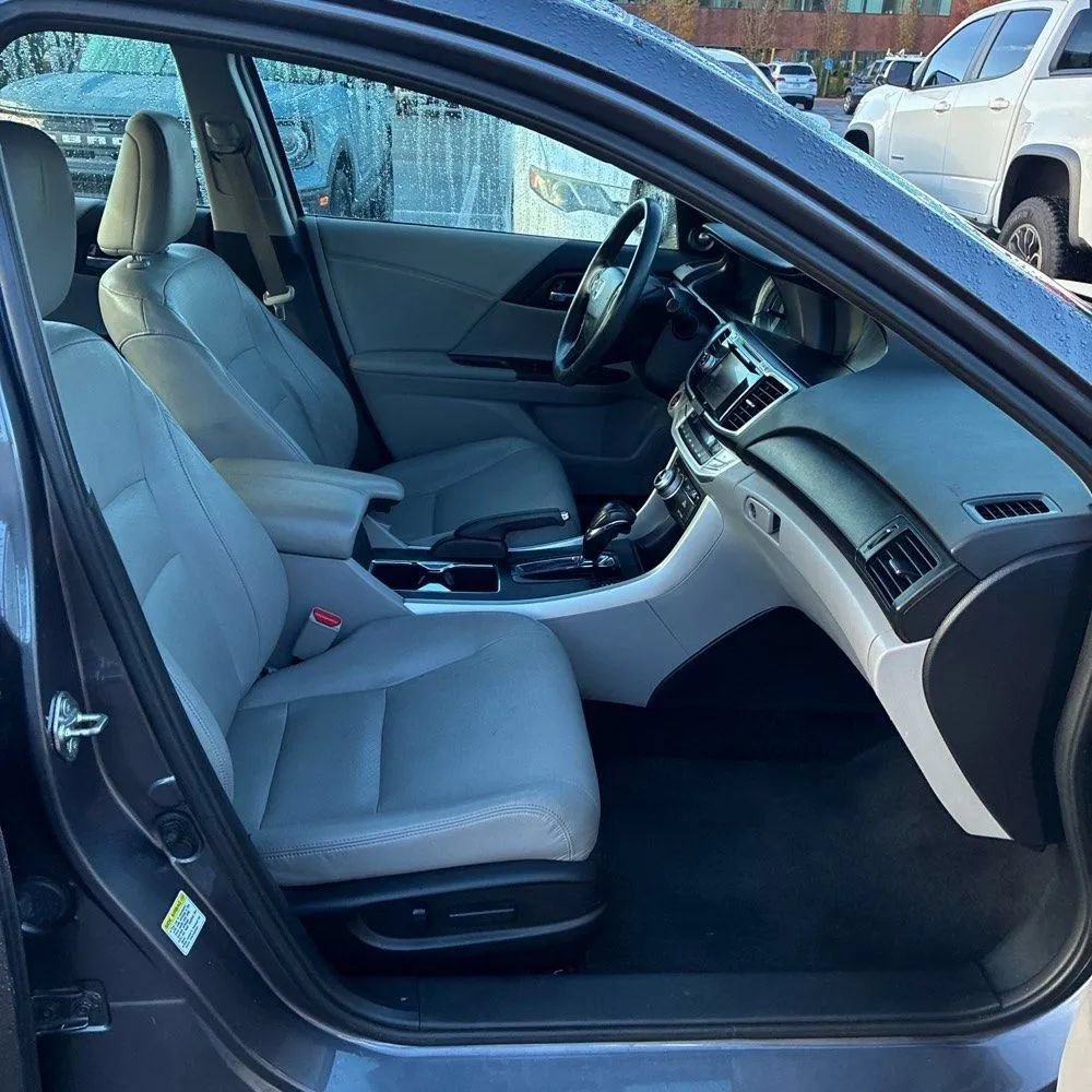 Used 2014 Honda Accord EX-L image 18