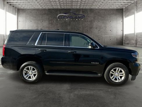 Used 2018 Chevrolet Tahoe LT image 2