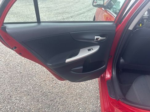 Used 2012 Toyota Corolla S FWD image 20