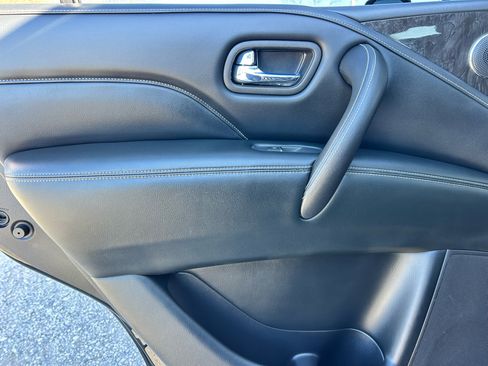 Used 2020 INFINITI QX80 Luxe w/ Proassist Package image 17