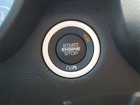 Used 2021 RAM 1500 Big Horn image 12