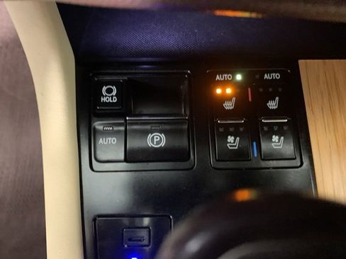 Used 2018 Lexus RX 350L AWD image 29