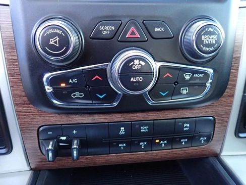 Used 2014 RAM 2500 Laramie AWD/4WD image 23