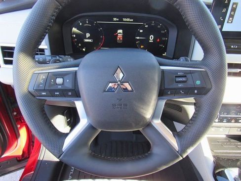 New 2026 Mitsubishi Outlander SEL FWD image 21