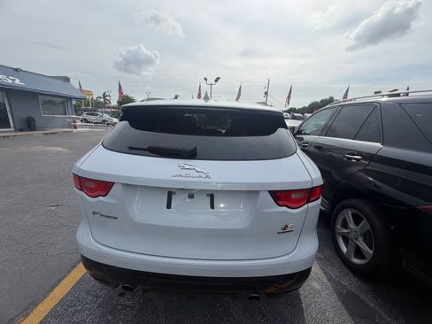 Used 2017 Jaguar F-PACE S AWD/4WD image 4
