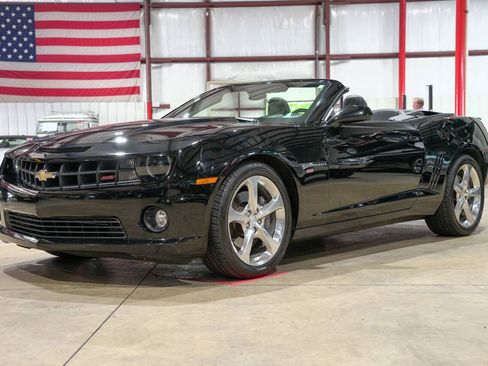 Used 2013 Chevrolet Camaro SS w/ RS Package RWD image 1