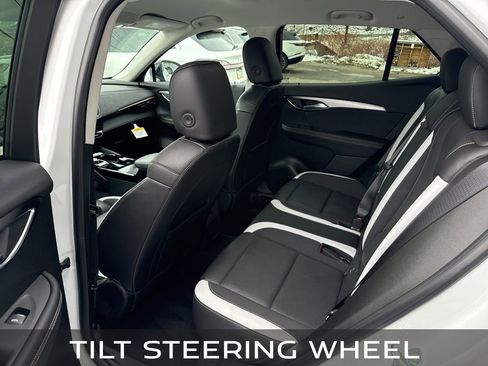 Used 2025 Buick Envision Sport Touring AWD/4WD image 24