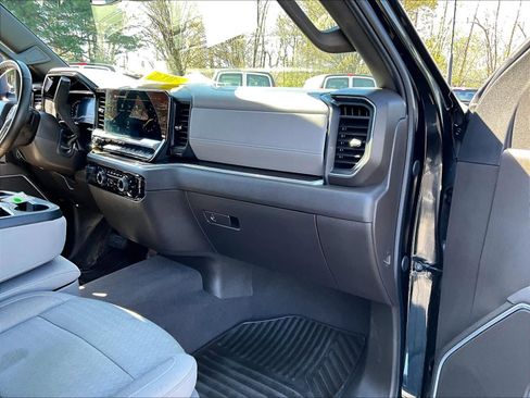 Used 2025 Chevrolet Silverado 2500 LT w/ Convenience Package AWD/4WD image 13
