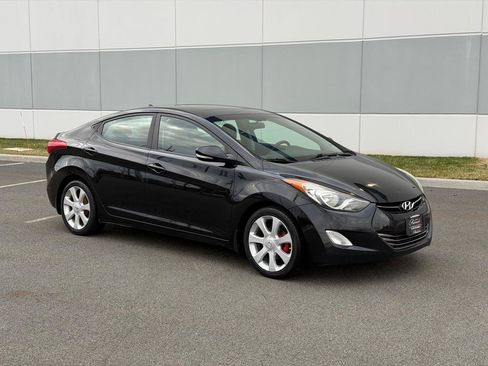 Used 2013 Hyundai Elantra Limited w/ Technology Pkg image 3