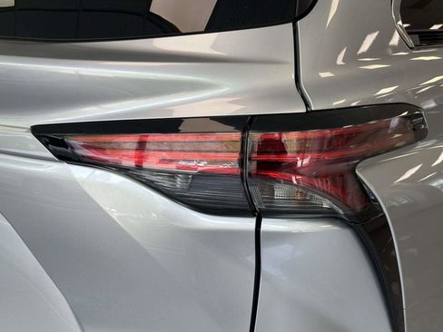 Certified 2023 Toyota Sienna XSE AWD/4WD image 11