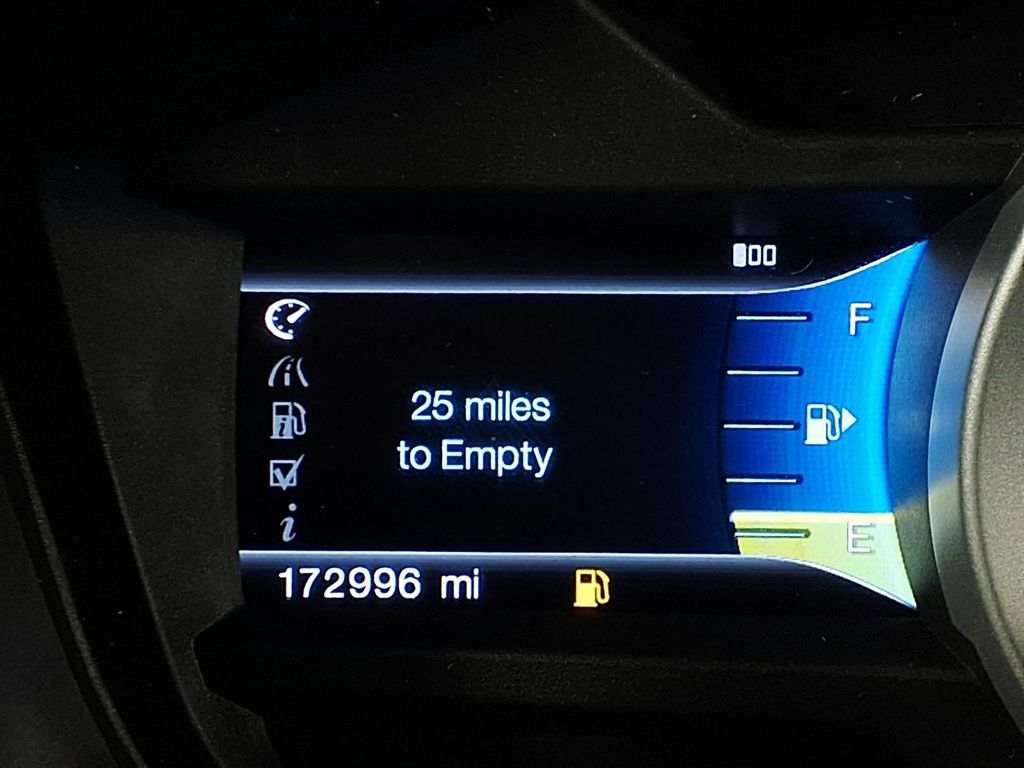 Used 2012 Ford Explorer XLT FWD image 18