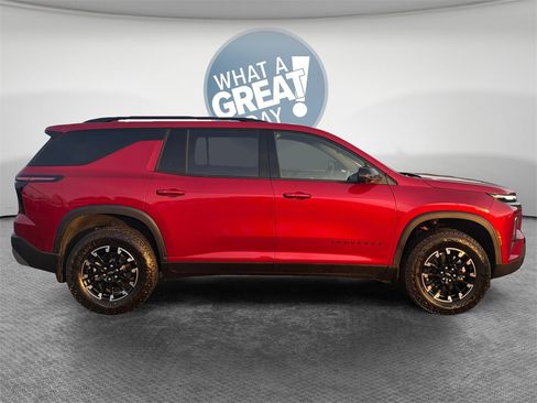 Used 2026 Chevrolet Traverse Z71 w/ Driver Confidence Package image 2