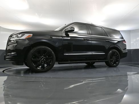 Used 2024 Lincoln Navigator Reserve w/ Equipment Group 201A AWD/4WD image 68