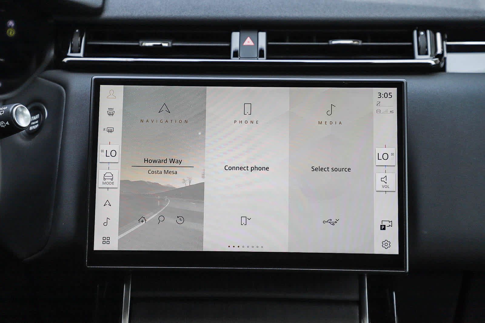 Used 2024 Land Rover Range Rover Velar Dynamic SE AWD/4WD image 11